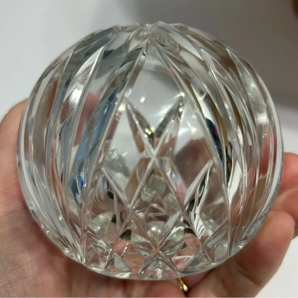 Vintage Cut Glass/Crystal Sphere Orb Round Bowl Cigar/Cigarette Ashtray Bowl
